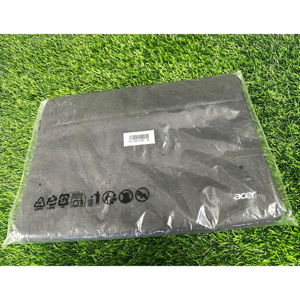 Acer Gray Nylon 16 In Laptop Sleeve Case Zipper Closure MPN NC.23811.09V